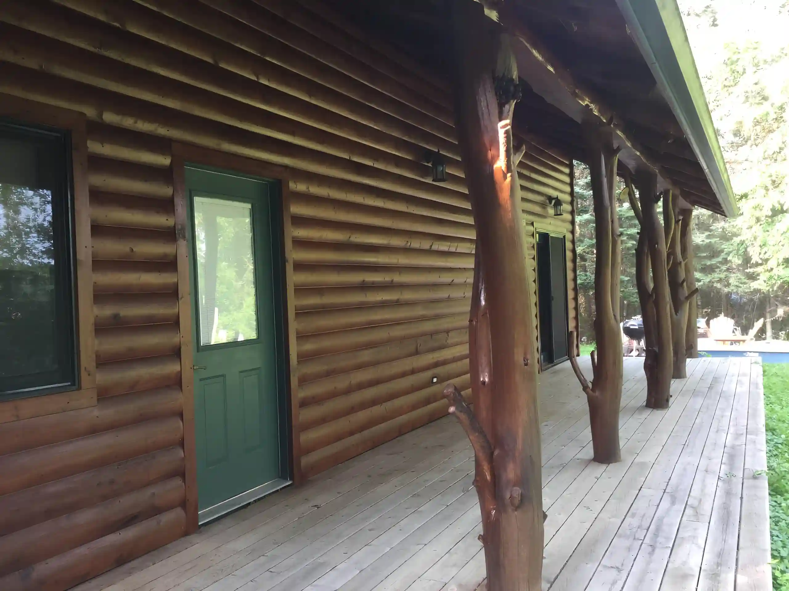 When to Replace Log Supports - Exterior log support maintenance contractors